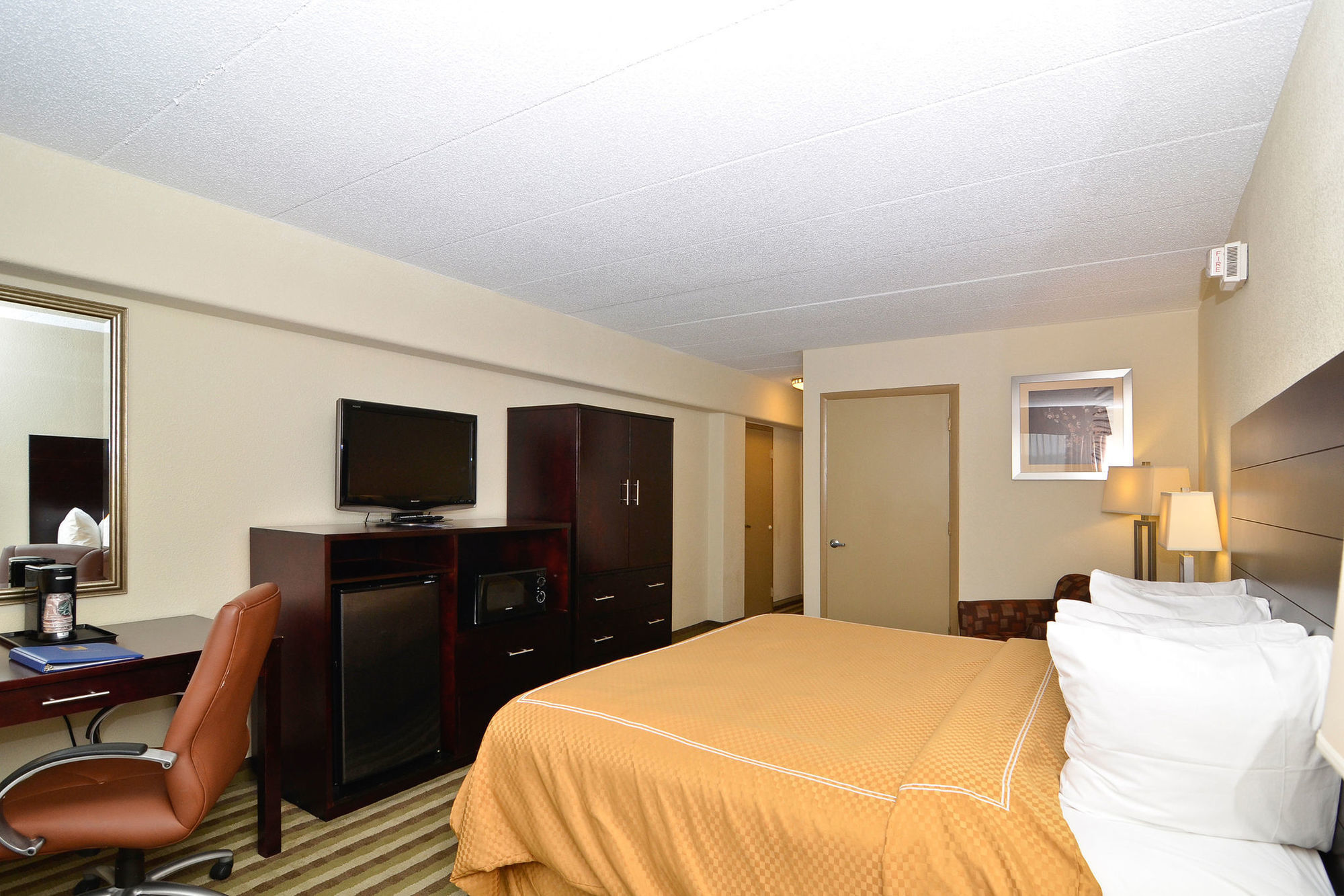 La Quinta Inn & Suites By La Quinta Inn & Suites By Wyndham Washington Dc Noma Quarto foto