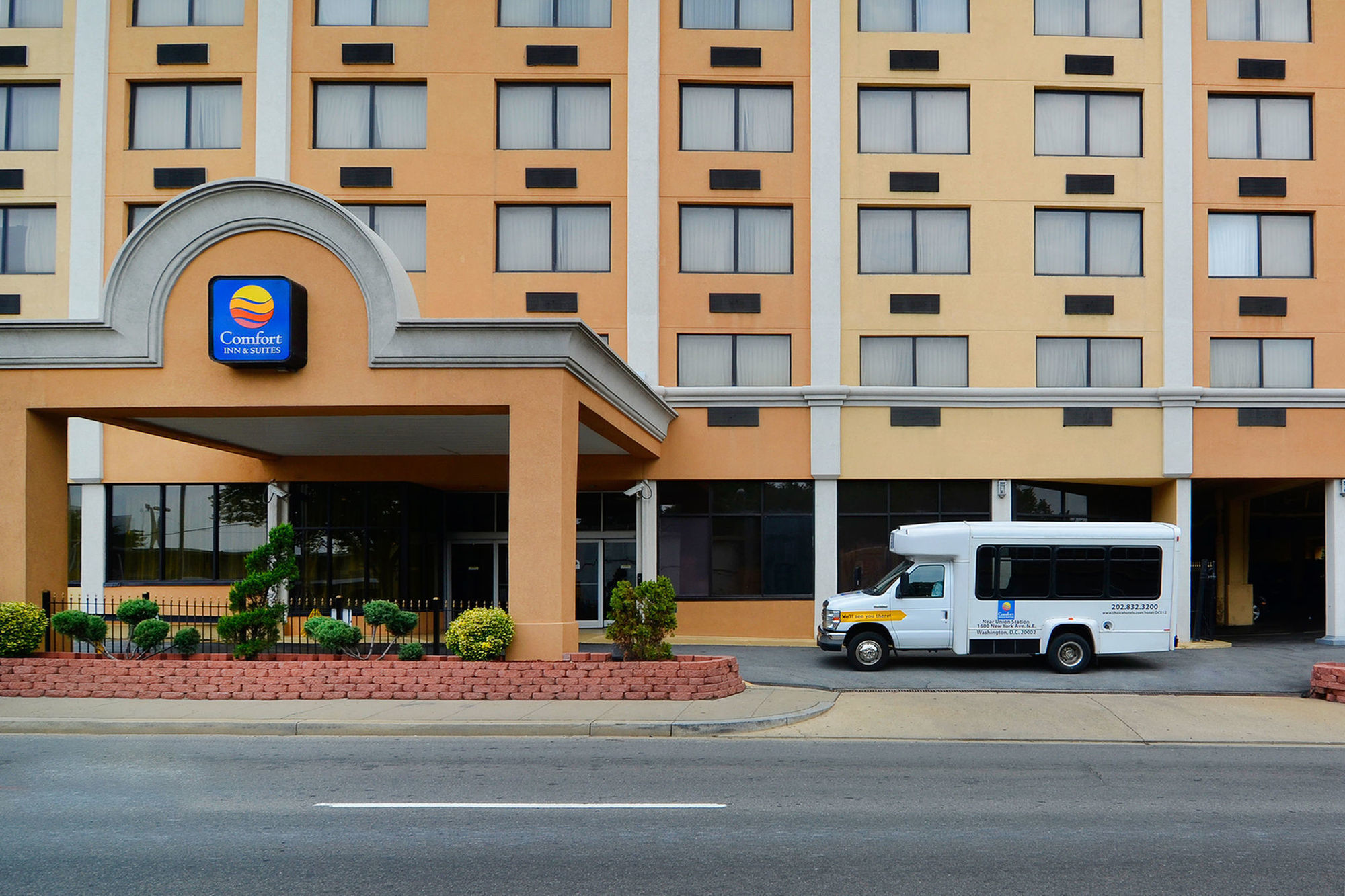 La Quinta Inn & Suites By La Quinta Inn & Suites By Wyndham Washington Dc Noma Exterior foto